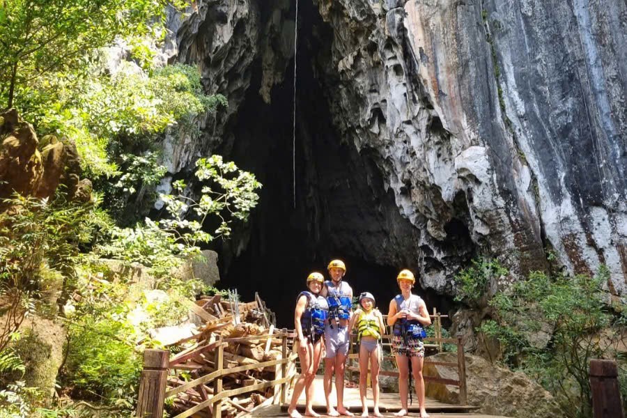 Phong Nha Cave Tour 1 Day
